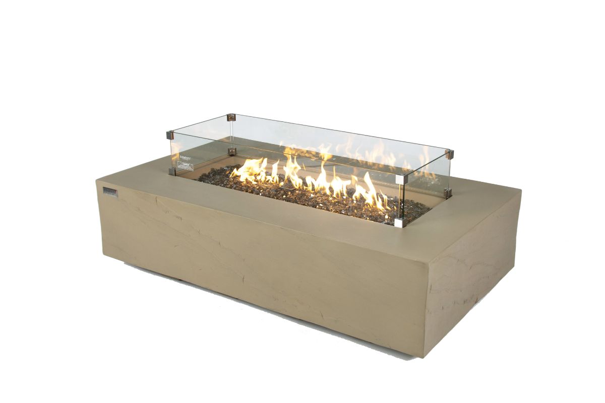 COLORADO fire pit with the glass wind guard