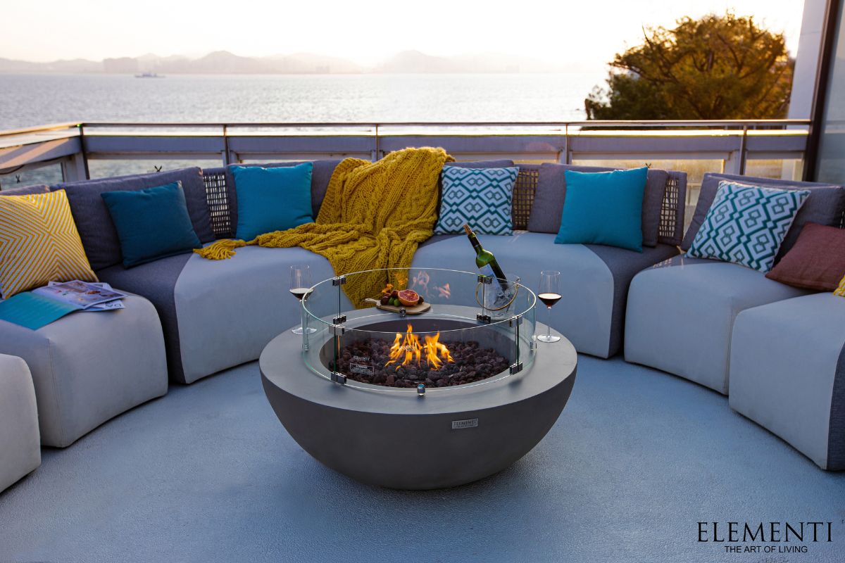 LUNAR BOWL with the round glass wind guard
