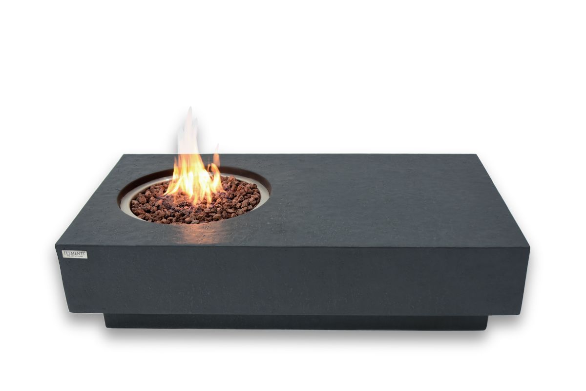 METROPOLIS Dark Grey table with a lit fire pit