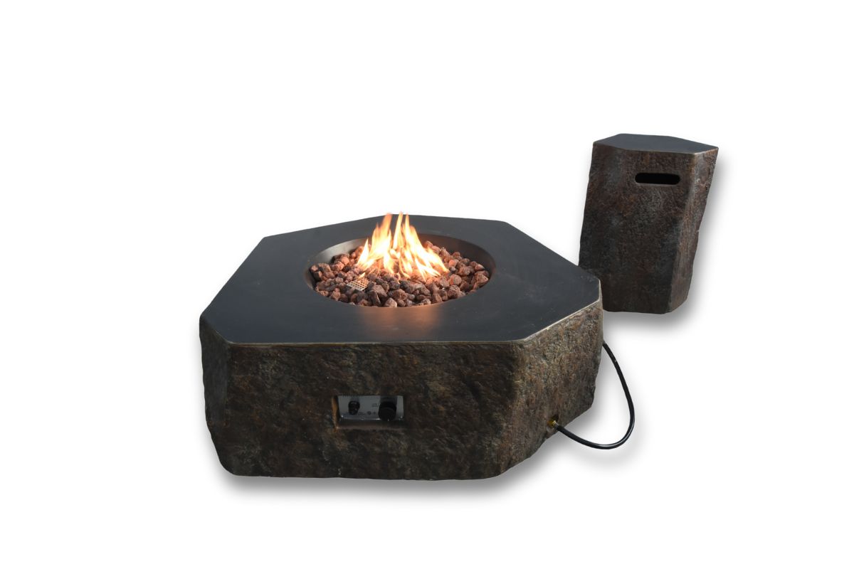 The COLUMBIA fire pit with the bottle cover