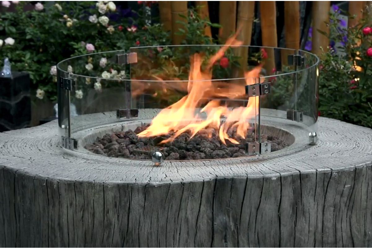 Round glass wind guard